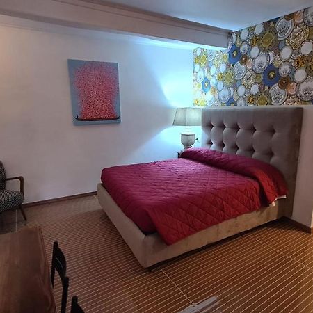 Hybris Campo De' Fiori Apartment โรม ภายนอก รูปภาพ