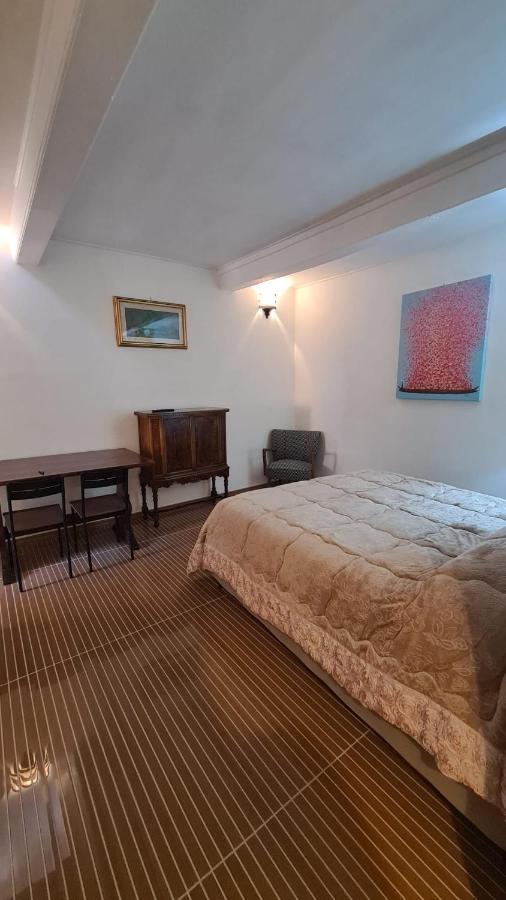 Hybris Campo De' Fiori Apartment โรม ภายนอก รูปภาพ