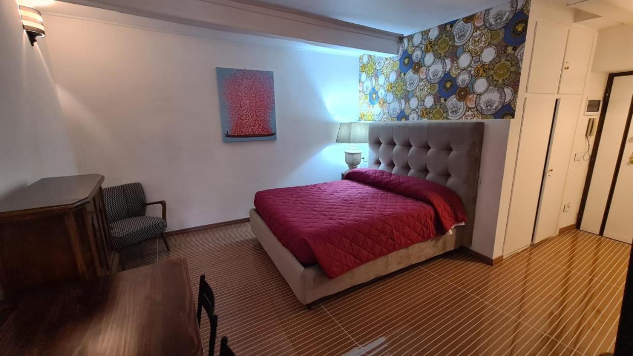 Hybris Campo De' Fiori Apartment โรม ภายนอก รูปภาพ