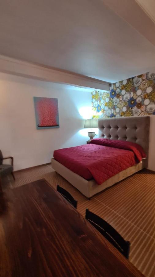 Hybris Campo De' Fiori Apartment โรม ภายนอก รูปภาพ