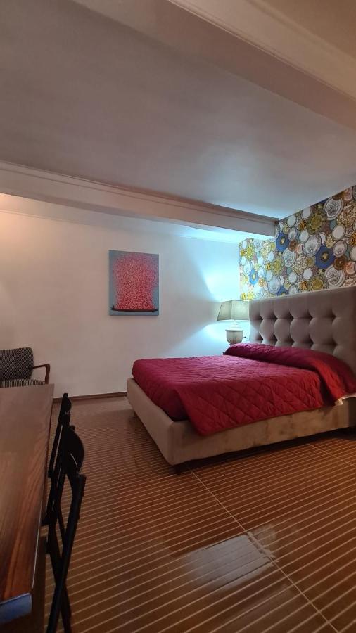 Hybris Campo De' Fiori Apartment โรม ภายนอก รูปภาพ