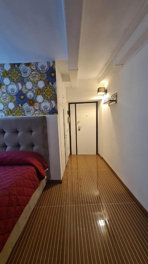 Hybris Campo De' Fiori Apartment โรม ภายนอก รูปภาพ