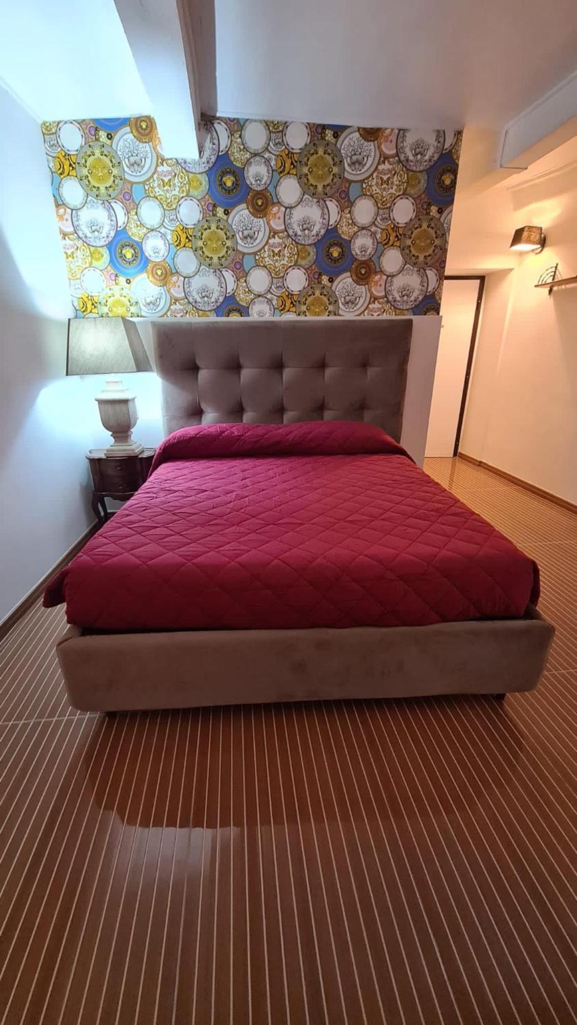 Hybris Campo De' Fiori Apartment โรม ภายนอก รูปภาพ